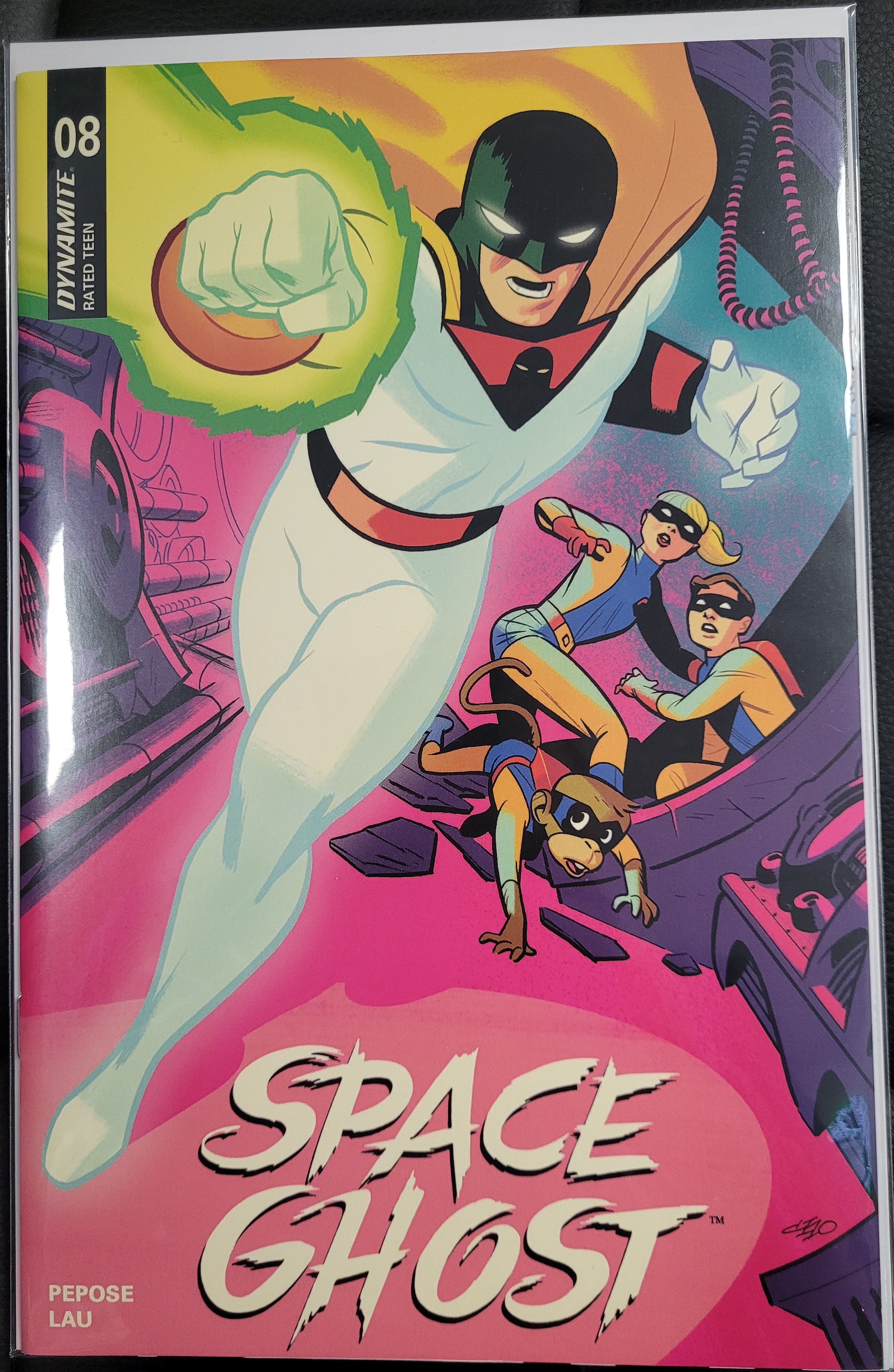 Dynamite Space Ghost 8c Cho