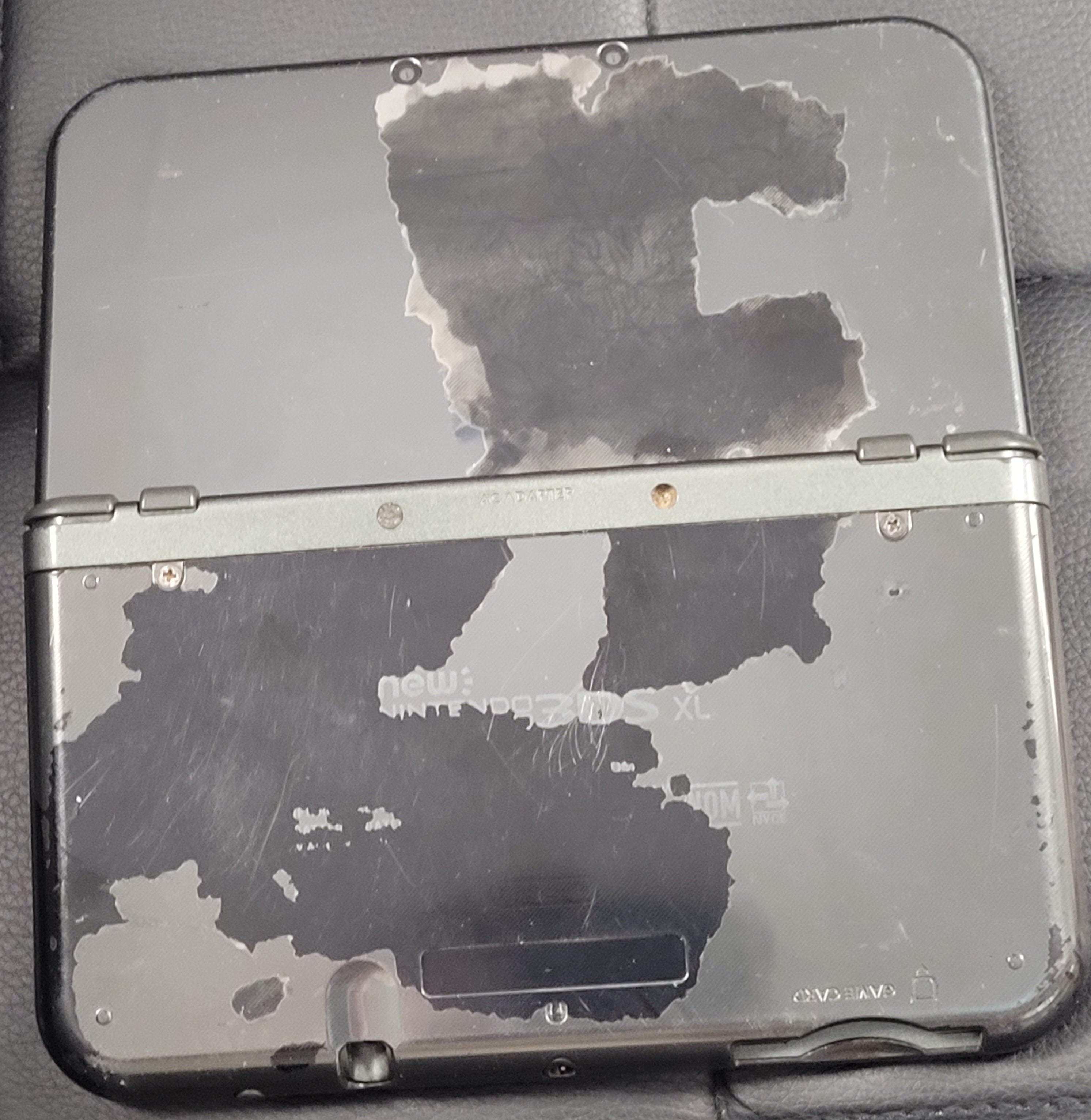 Used Black Nintendo 3DS XL