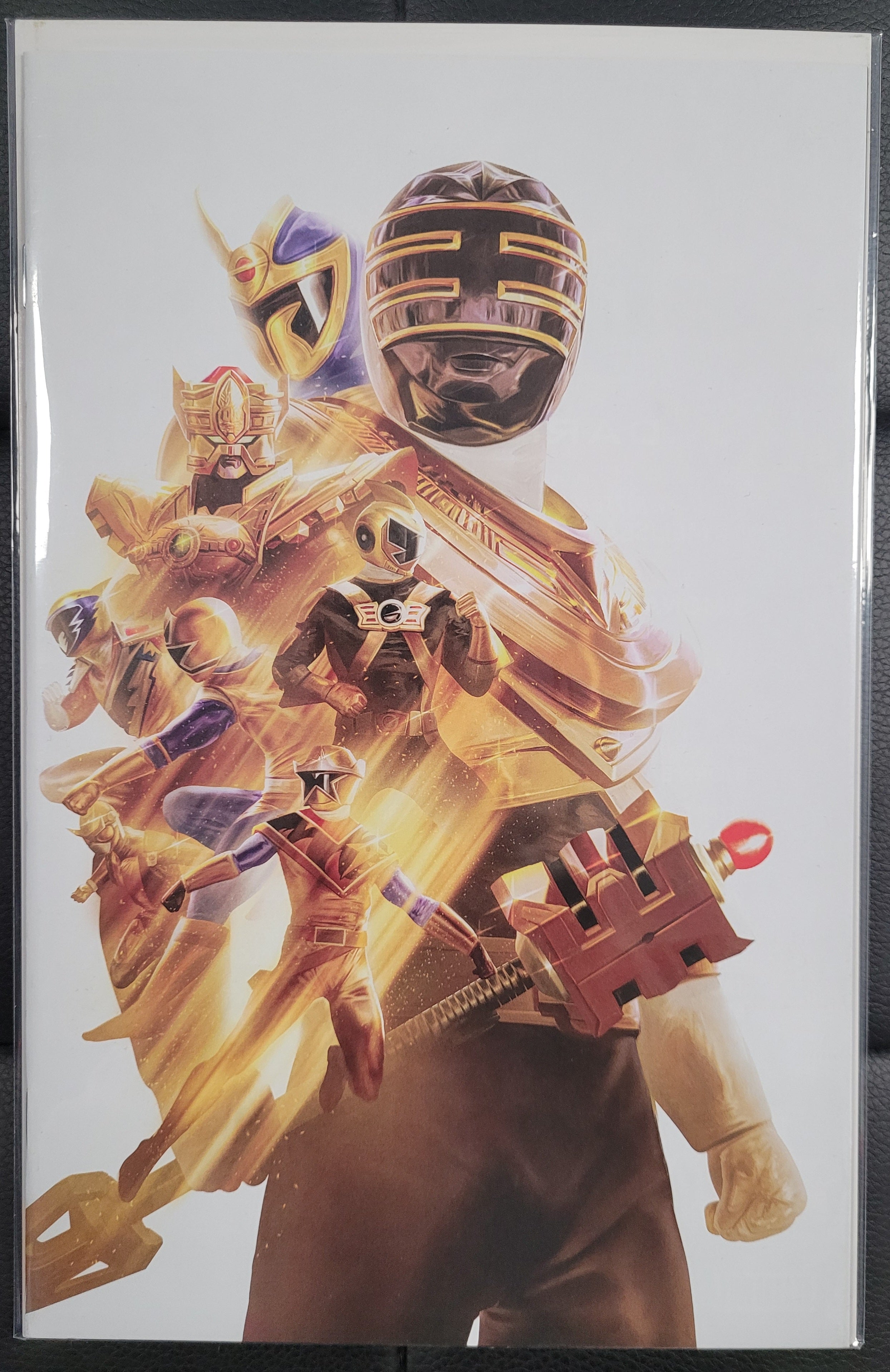 Boom Mighty Morphin Power Rangers #114 Carlos Dattoli Exclusive Forever Gold